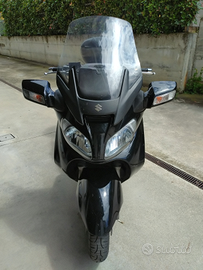 Suzuki Burgman 650 executive
