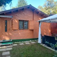 Casetta in Legno con Giardino Privato nel Villaggi