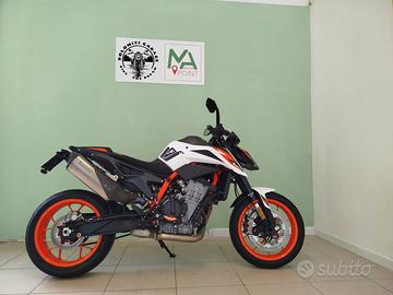 KTM Duke 890