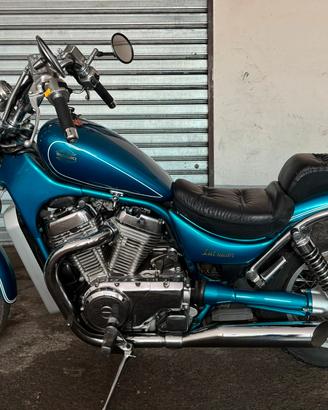 Moto Suzuki Intruder 600cc