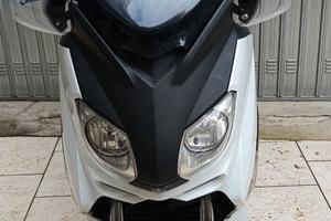 Yamaha xmax 250 my 2010