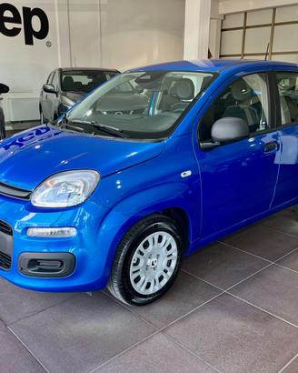 FIAT PANDA 1.0 HYBRID SOLO 18000KM