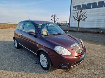 Lancia Ypsilon 1.3 Mjt 75 Cv