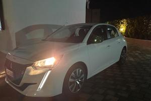 PEUGEOT 208 MANIACALE