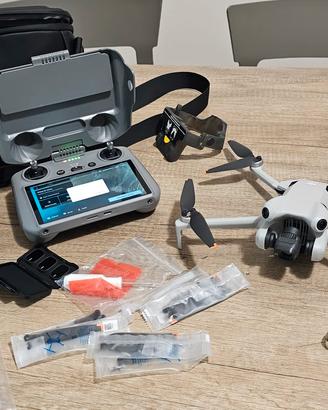 DJI Mini 4 Pro - Fly more combo