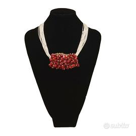 collana corta beige e rossa fatta a mano bijoux