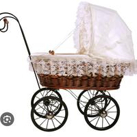 carrozzina per scenografia