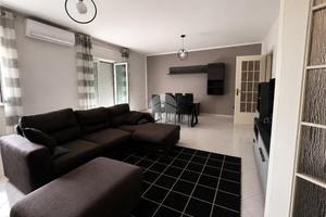 4 LOCALI A SCAFATI