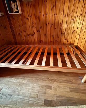  Letto singolo a doghe