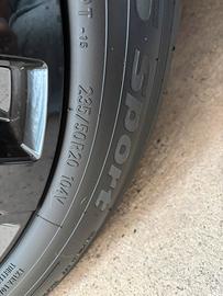 4 pneumatici estivi nuovi ToyoTires 235/50R20 104V