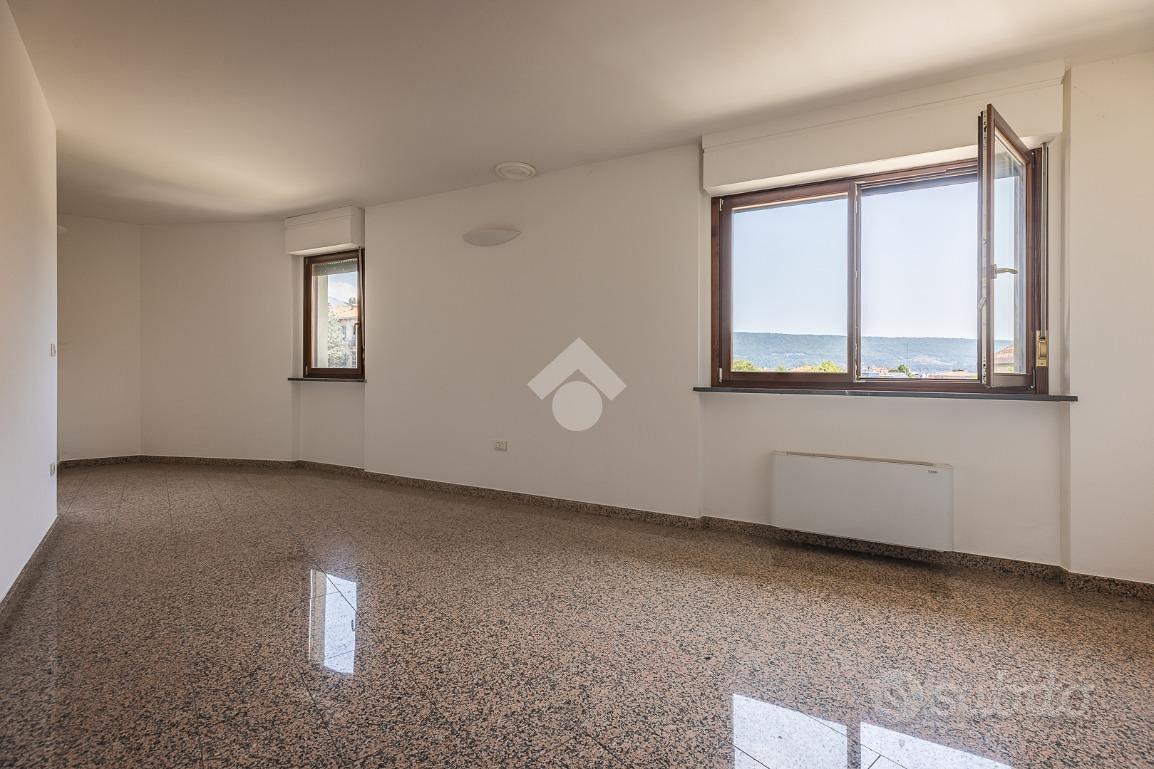 Appartamento – Ivrea, San Lorenzo - Vista 2