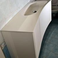 Mobile bagno asimmetrico con specchio - SOTTOCOSTO