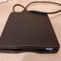 Unità floppy disk esterno USB.