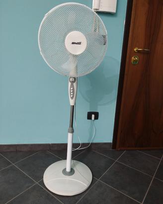 VENTILATORE A PIANTANA con Timer