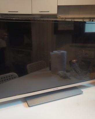 smart TV Panasonic led HD 32 pollici