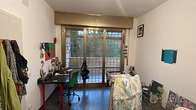Stanza singola con balcone  privato 