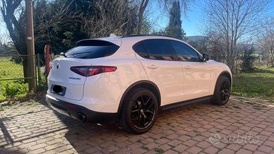 Alfa Romeo Stelvio 190cv Q4