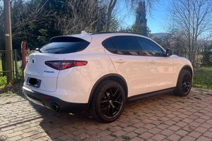 Alfa Romeo Stelvio 190cv Q4