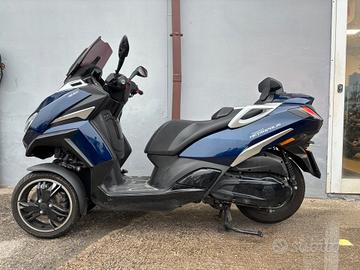 Peugeot Metropolis 400