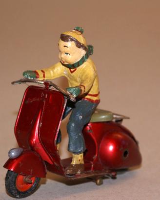 Giocattoli a molla - VESPA INGAP , anno 1948.