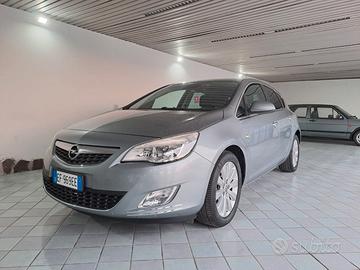 Opel Astra 1.7 cdti 110cv 5 porte 