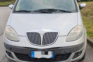 Lancia Musa Multijet 1.3 90 cv