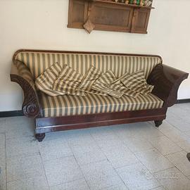 Divano d'epoca