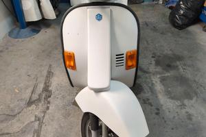 Piaggio Vespa Hp
