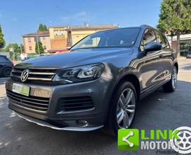 VOLKSWAGEN Touareg 3.0 TDI 245 CV tiptronicBlueM