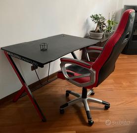Tavolo e sedia da GAMER
