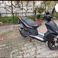 scuter piaggio 50
