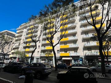 Luminoso appartamento, 6 piano, via Dante Cagliari
