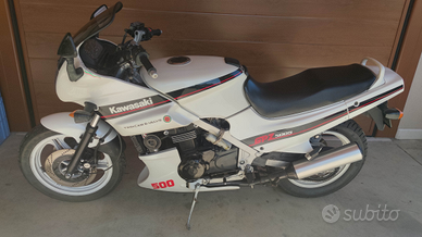 Kawasaki GPZ 500