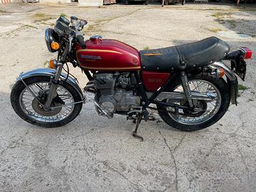 Honda cb 400 four