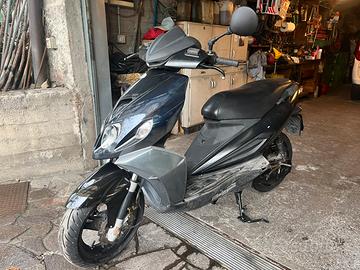 Malaguti phantom f12 R