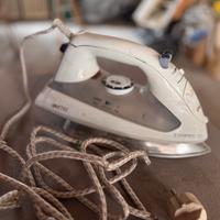 Ferro da stiro a vapore Imetec