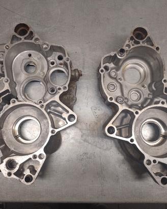 Coppia carter centrali Yamaha yz 125 1996-2001
