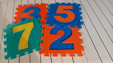 puzzle numeri e lettere in schiuma