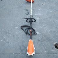 taglia bordi a batteria 