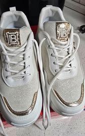 Laura Biagiotti numero.39