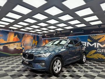 Volvo XC60 B4 (d) automatico Plus Dark (888)