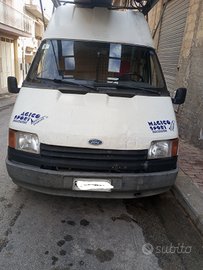 Furgone transit