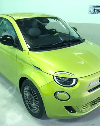 Fiat 500 Berlina Hybrid Icon