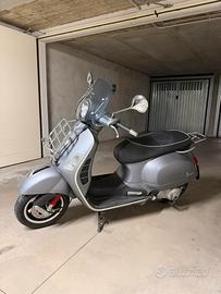 Vespa 300 GTS Touring