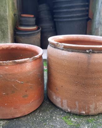 VASI IN TERRACOTTA ANTICHI PER ESPOSIZIONE