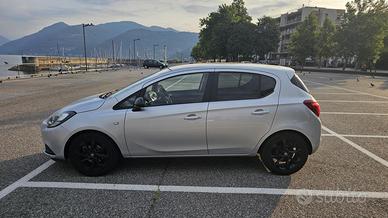 Opel corsa 1.4 75cv b-color