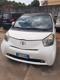 Toyota Iq Bianca