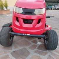 trattorino tagliaerba  rasaerba 