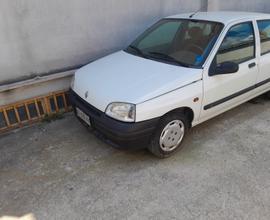 RENAULT Clio - 1997