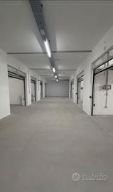 BOX VARIE METRATURE ZONA VIA DEI NEBRODI (pa)